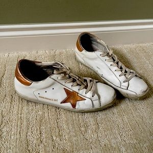 Golden goose shoe